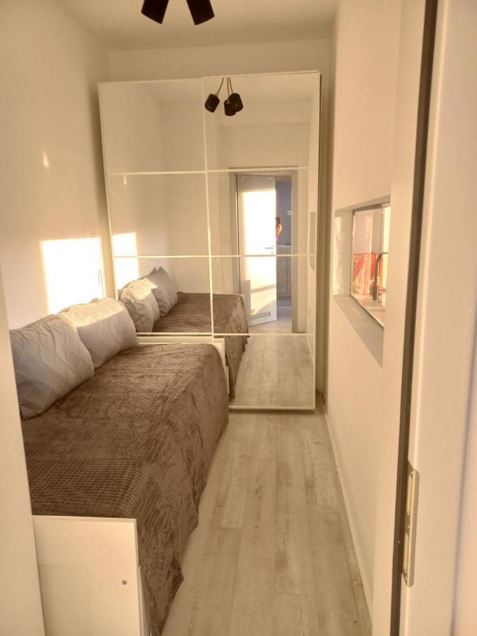 Green City Center Apartment *